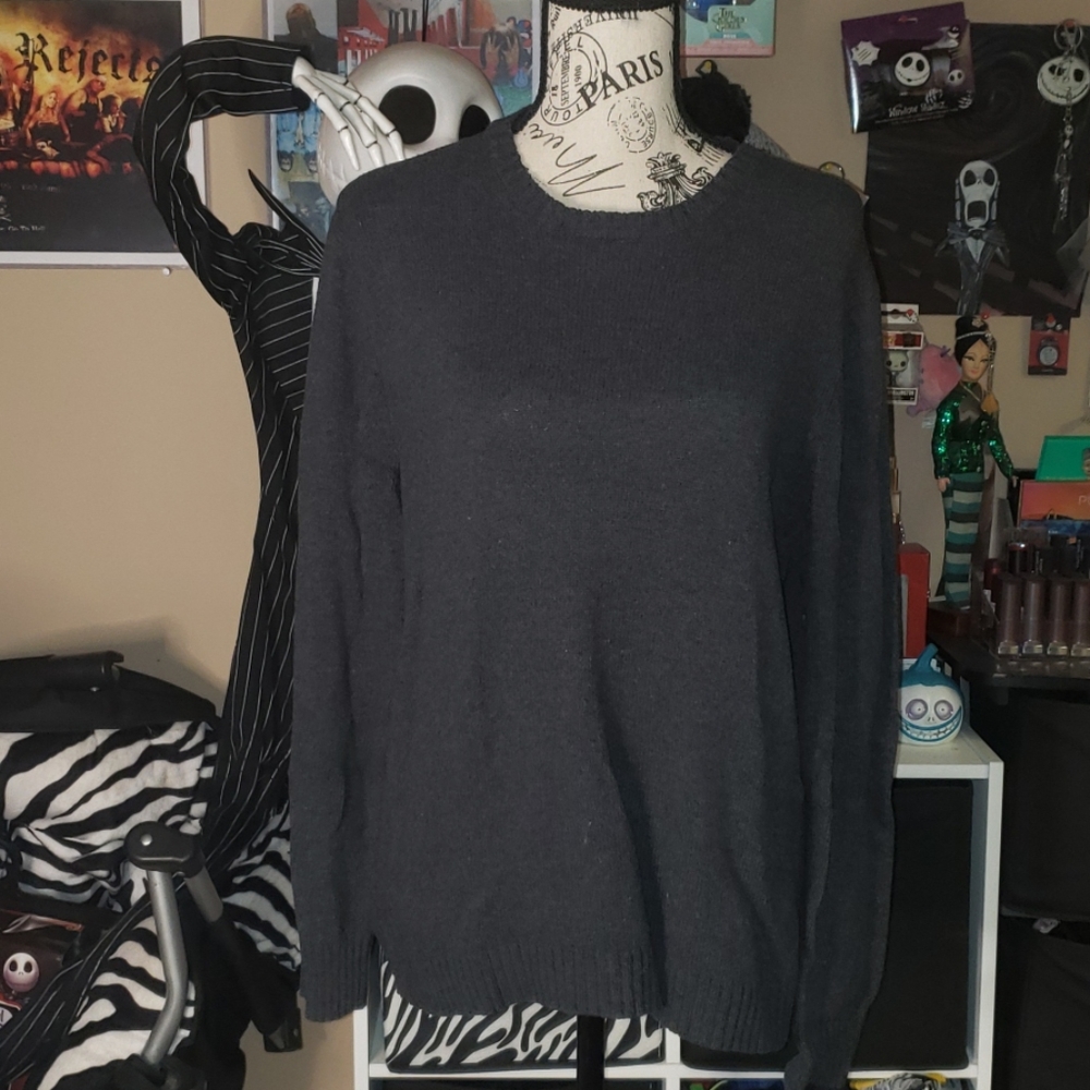 Men's sweater